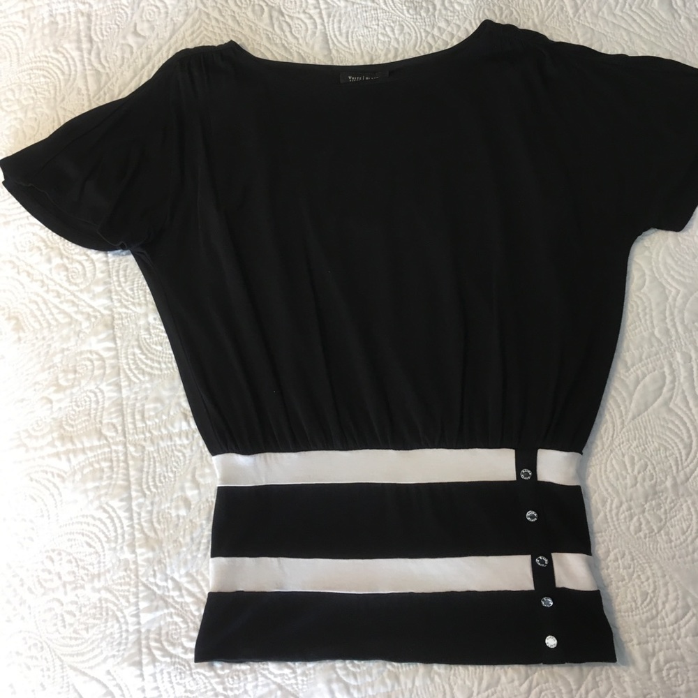 EUC White House Black Market knit top size XS.